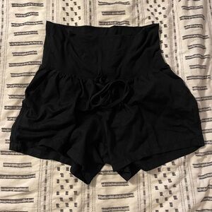 Maternity shorts